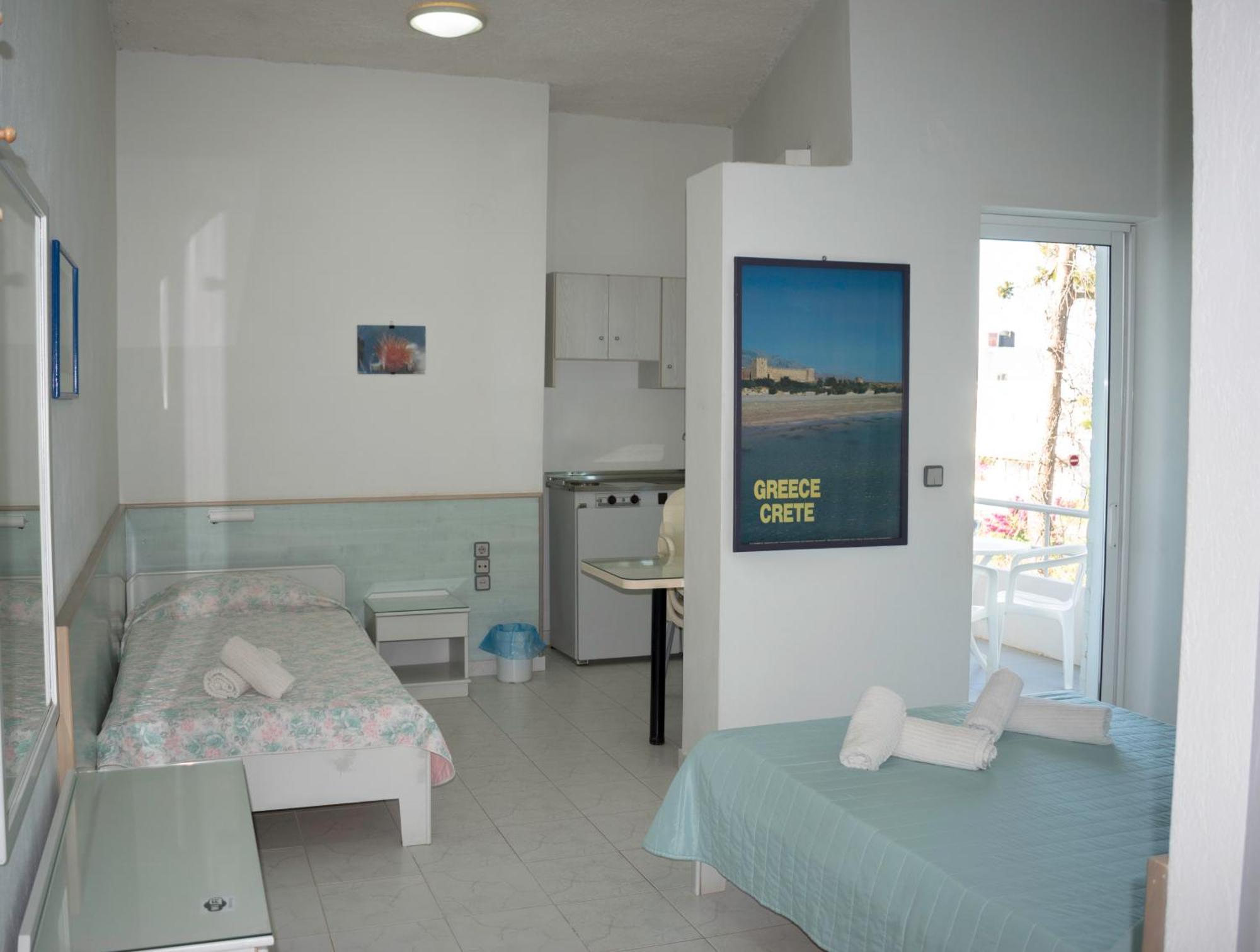 Stefanie Studios Agia Marina  ภายนอก รูปภาพ